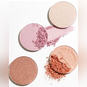 NEW✨ Beauty Bakerie Milk & Honey Highlighting Palette $40- Allure Best of Beauty